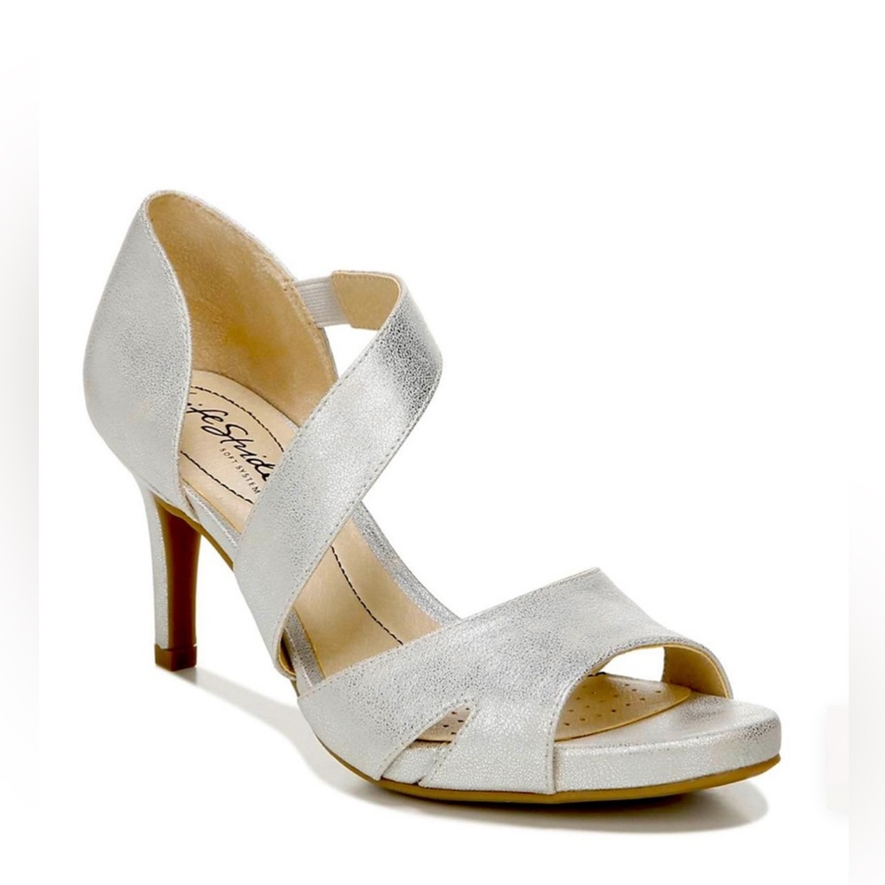 NEW Lifestride Women’s sandal pump Megasilver padded footbed Silver size 7
